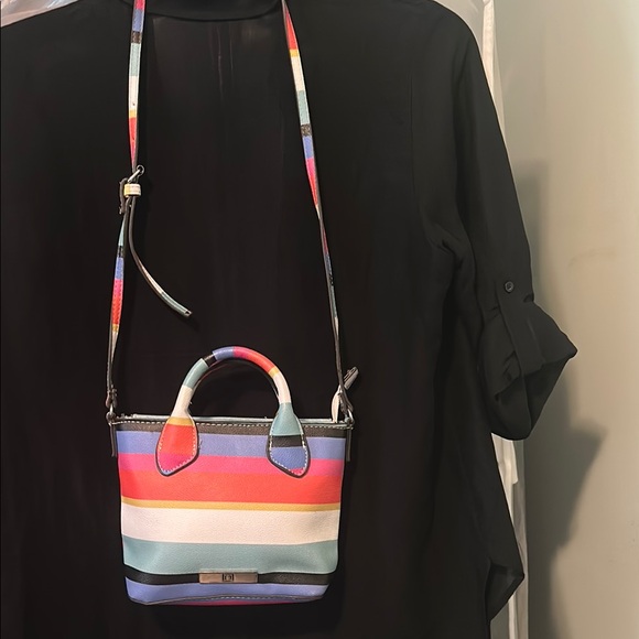 Liz Claiborne Handbags - Liz Claiborne Red and Pink Crossbody Bag